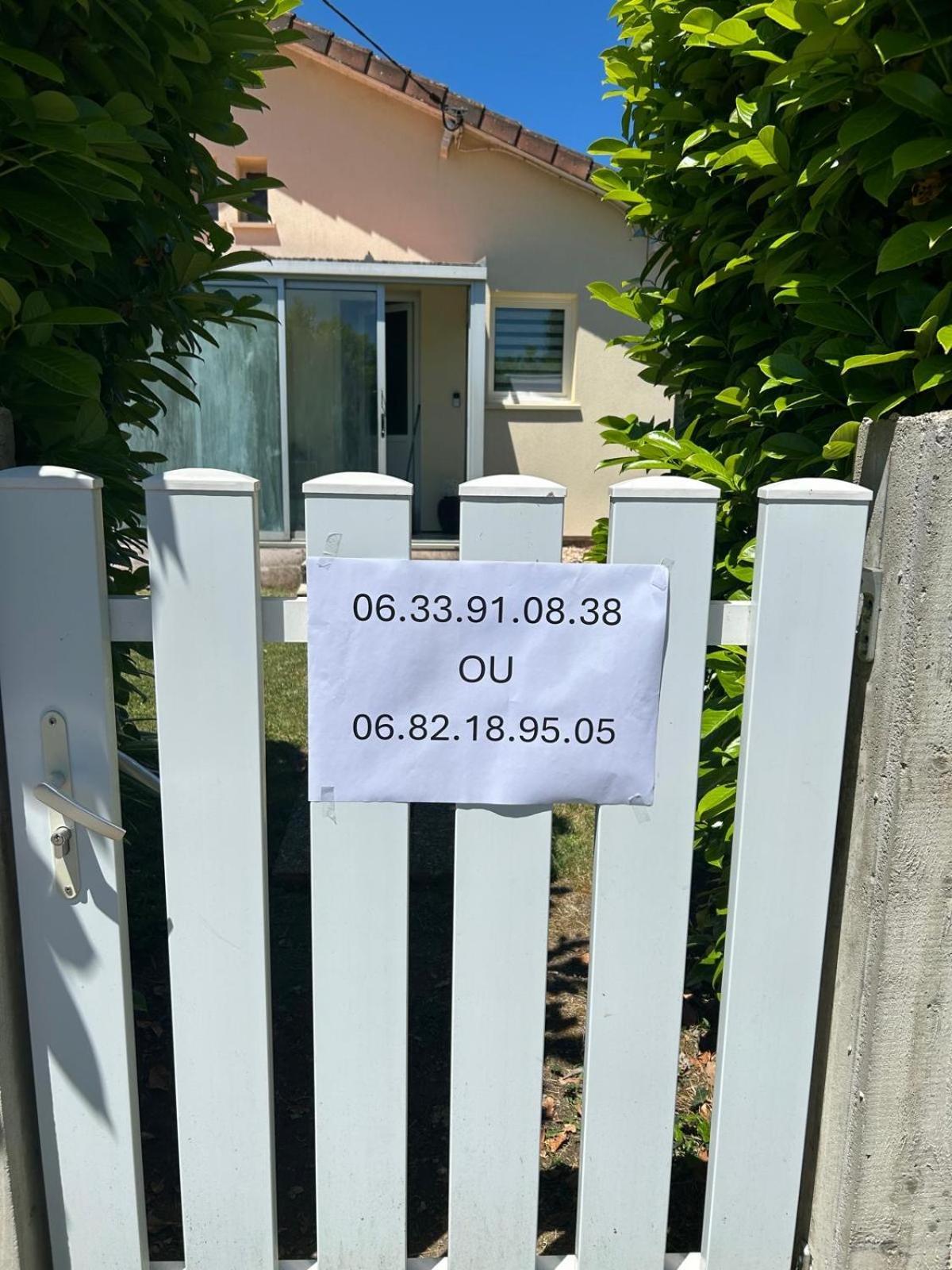 Jolie Villa Independante Climatisee 3 Chambres Tout Confort 6 Couchages, Piscine Chauffee 4 X 8 Disponible Selon Meteo De Mai A Fin Septembre, Jacuzzi 4 Places, Boulodrome Eclaire, Ping-Pong, Wifi, Proche Commerces Animaux Domestiques Sur Demande Bretenoux Exterior foto